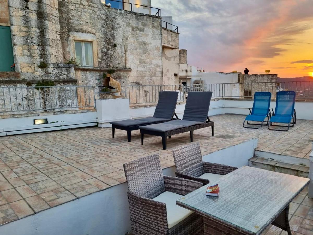 Belvedere With Huge Terrace - Ostuni Center Luaran gambar